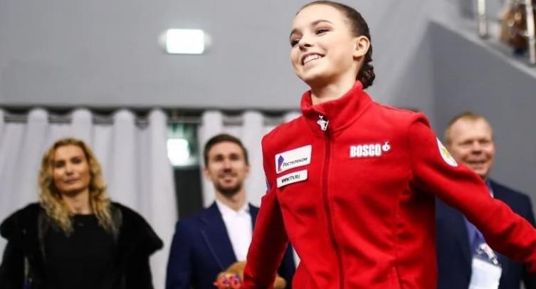 Бетина Попова заявила, что Щербакову не раскрывают в полной мере