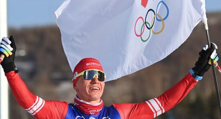 Отец Большунова заявил, что чемпион ОИ получил одну из травм из-за плохих условий в России