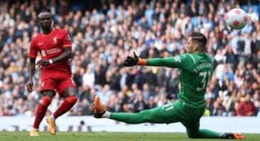 В 3 последних матчах «Ман Сити» и «Ливерпуль» забивали минимум 4 гола. На ТБ 3 можно поставить с кэфом 2.1