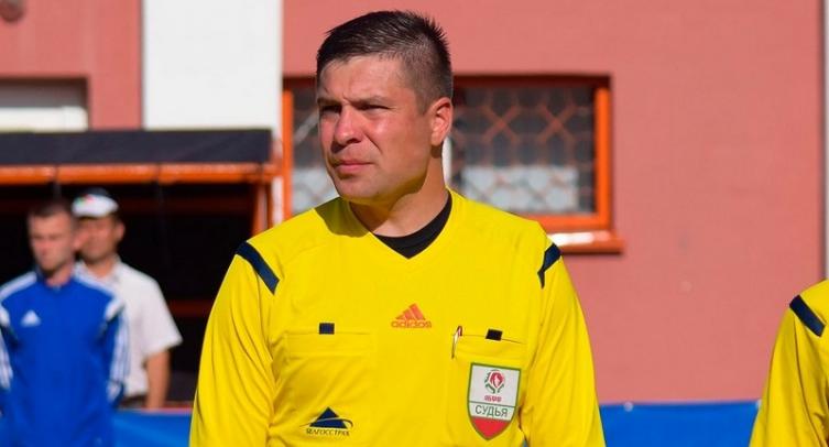 Болельщик в Жодино напал на главного арбитра после матча "Торпедо"-БелАЗа и минского "Динамо"