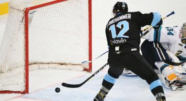 Шестого ноября «Динамо» Минск сыграет с «Сочи» в матче КХЛ. Динамовцы являются фаворитом матча за 1,55