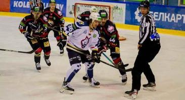 «Полесское дерби» на льду Гомеля продолжается. Победа «Рысей» оценивается на 1.44.