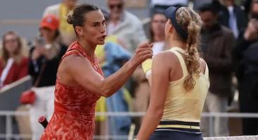 Арина Соболенко против Мирры Андреевой на Australian Open. Как сложится матч и кто станет победителем?