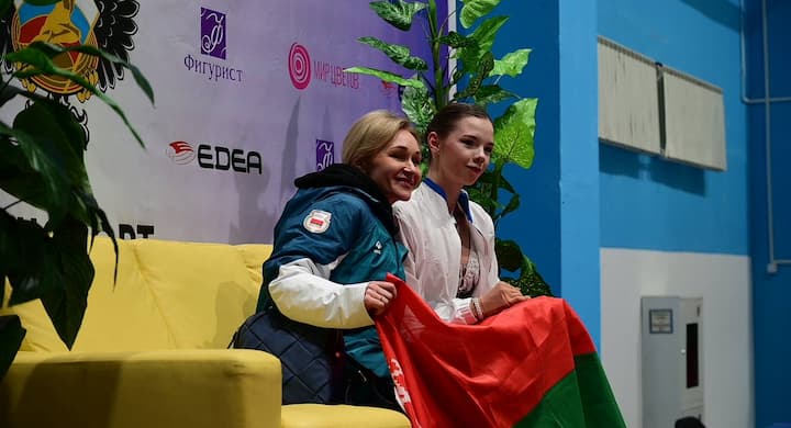 Белорусская фигуристка Сафонова после серебра: «Спасибо, что есть возможность соревноваться в России»