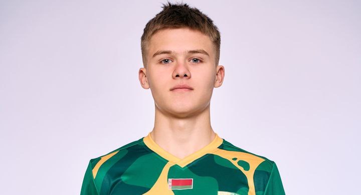 Богдан Левченко: «Рад дебютировать за лучшую команду страны»