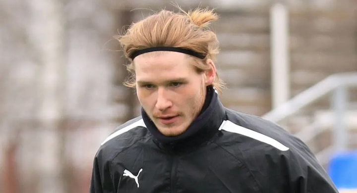 Владислав Русенчик: «Сейчас такие натуральные поля, что лучше играть на искусственном»