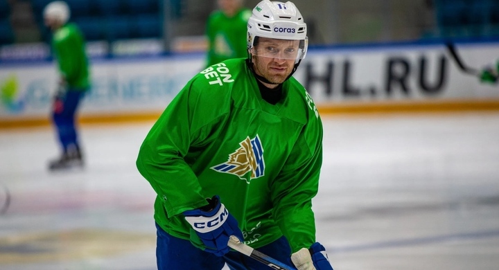 Капитан «Салавата Юлаева» Панин — об игре на «Минск-Арене»: «Всегда классная атмосфера. Все болеют за свою команду»