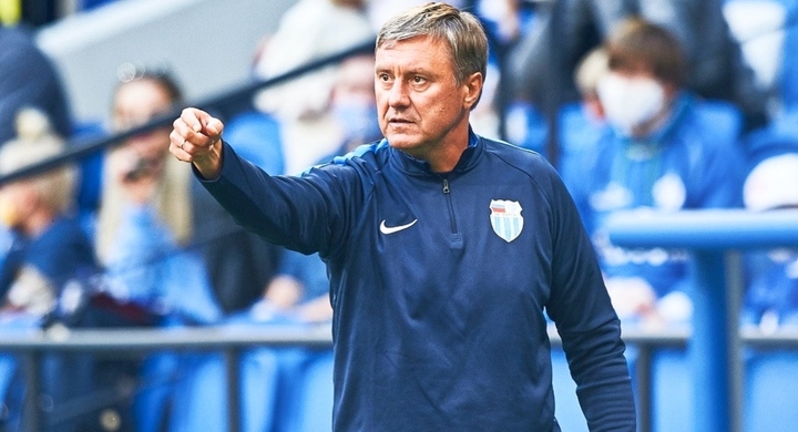 «Против этой системы бороться невозможно». Экс-тренер сборной Беларуси Хацкевич — о договорных матчах на Кипре