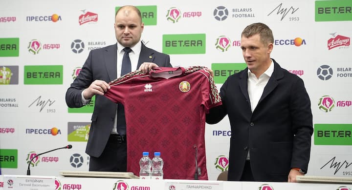 Сборная Беларуси проиграет Армении, считают букмекеры