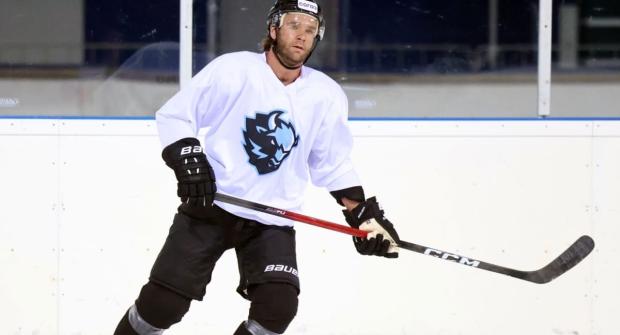 Джейк Бишофф